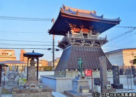 写真　江戸の鐘　昇覚寺の鐘楼