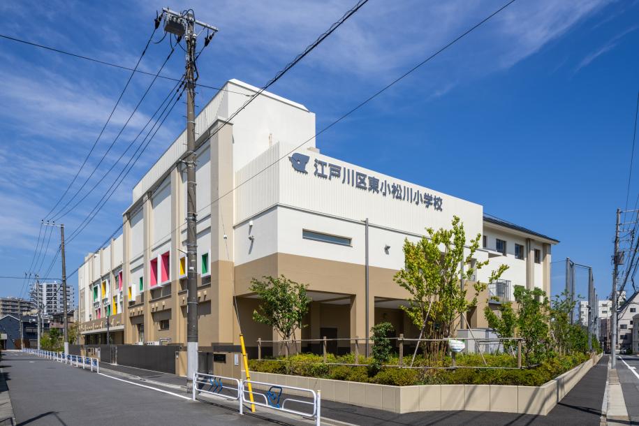 東小松川小外観2