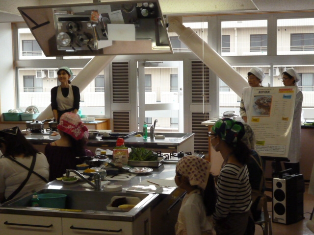 写真：料理教室の様子