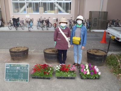 東小松川公園でのボランティア集合写真