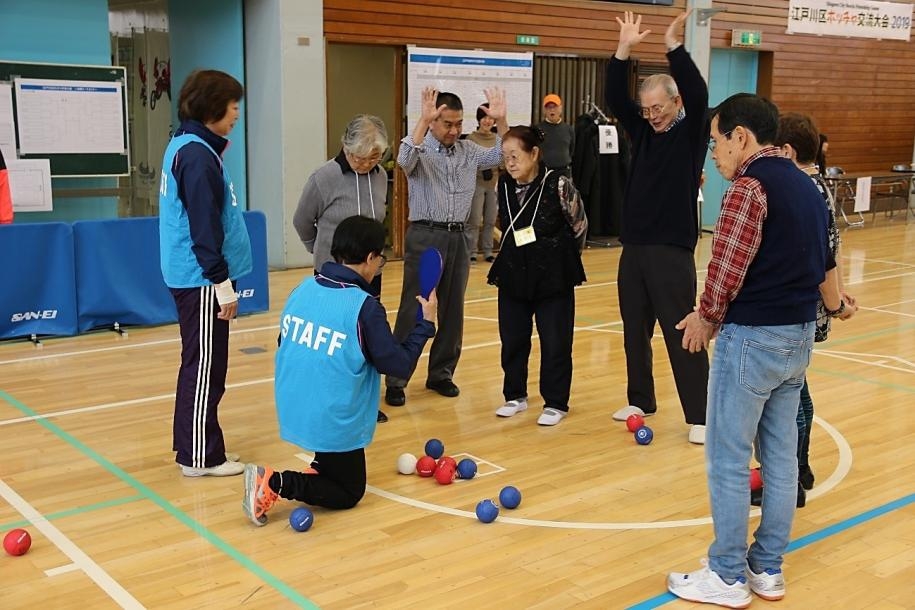 審判の判定により試合の勝敗が決定したところ