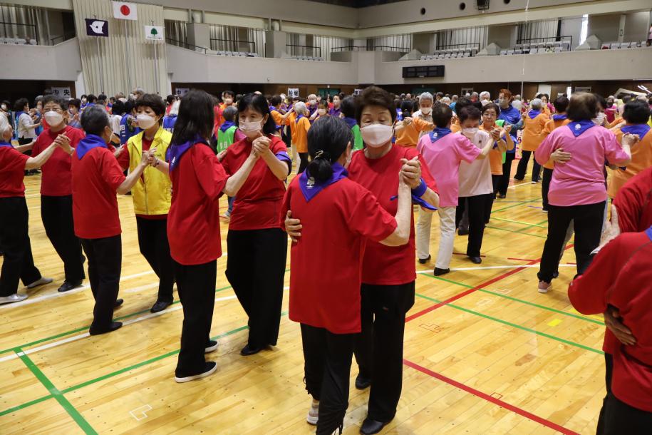 令和7年度リズム運動大会（スポーツセンター）の様子