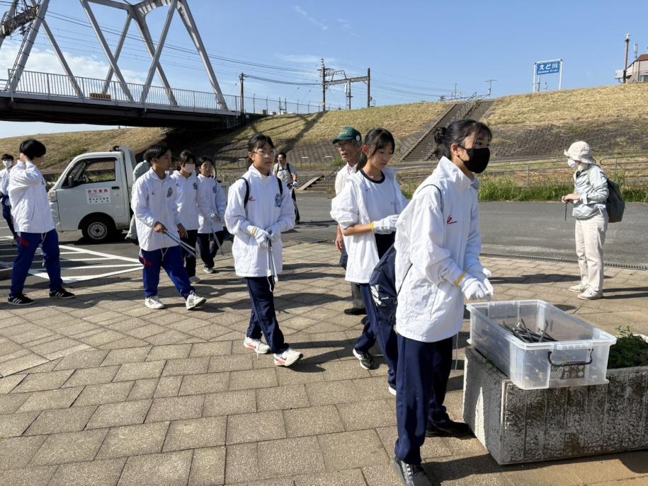 令和7年ごみ拾い風景トング回収