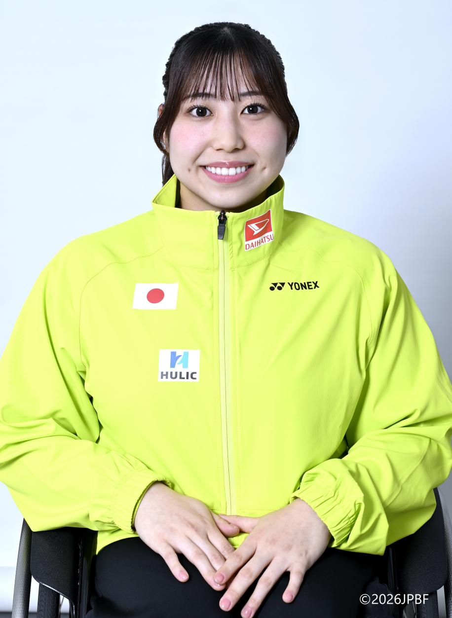 友寄選手ユニフォーム写真