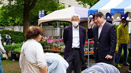 江戸川区特産バラ品評展示即売会　その4