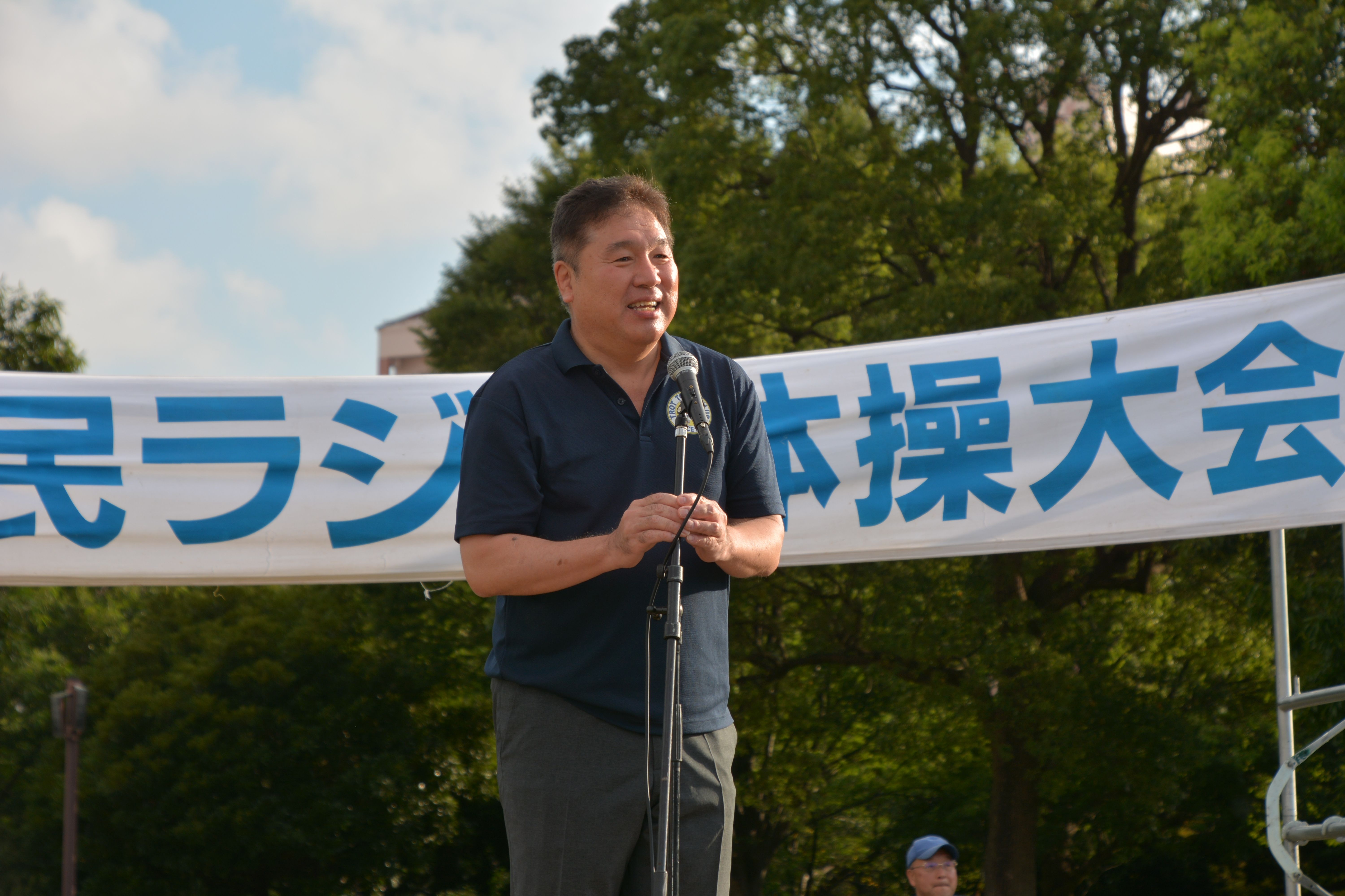 挨拶をする斉藤区長