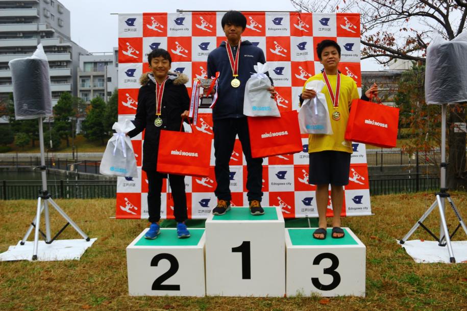 カヤックシングル中学生男子の部表彰式