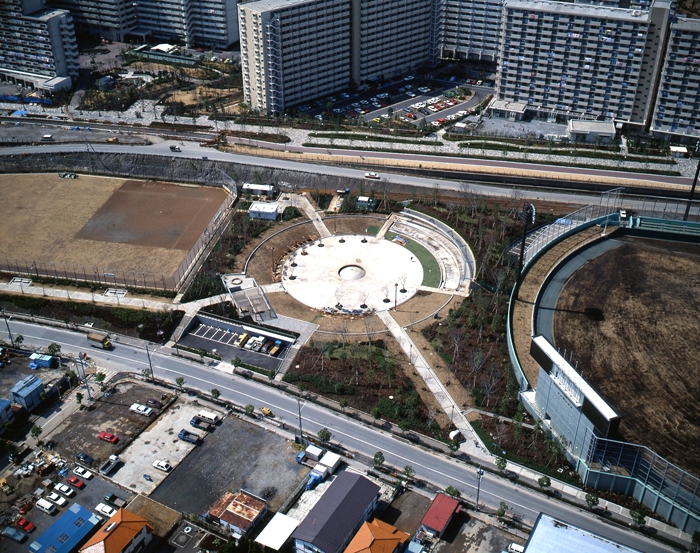 虹の広場付近