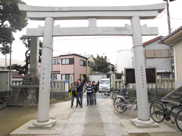 写真　白髭神社