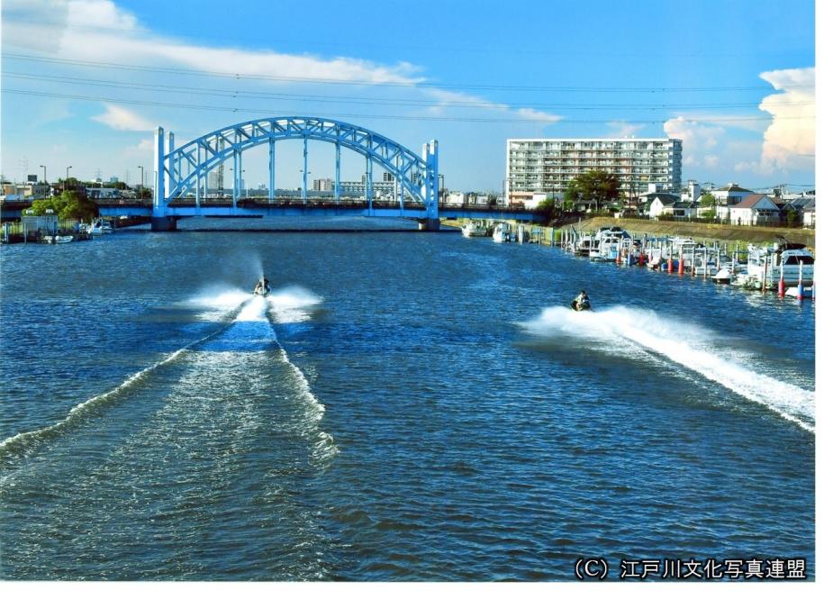 風格ある門構え　名和橋