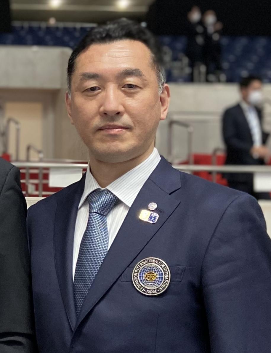 体操審判員高橋さん