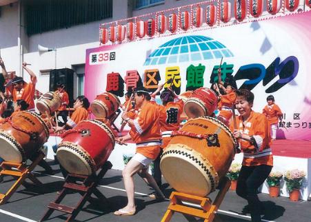 写真　バチさばき必見　鹿骨区民館まつり5