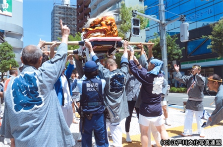 写真　江戸から伝わる篠崎本郷の獅子もみ4