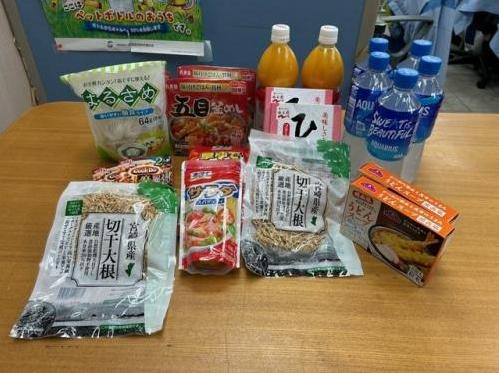 集まった食品