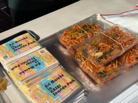 区特産小松菜を使ったグルメも
