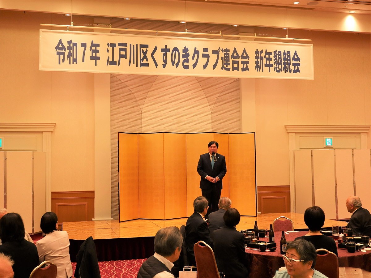 上記の会で挨拶する区長