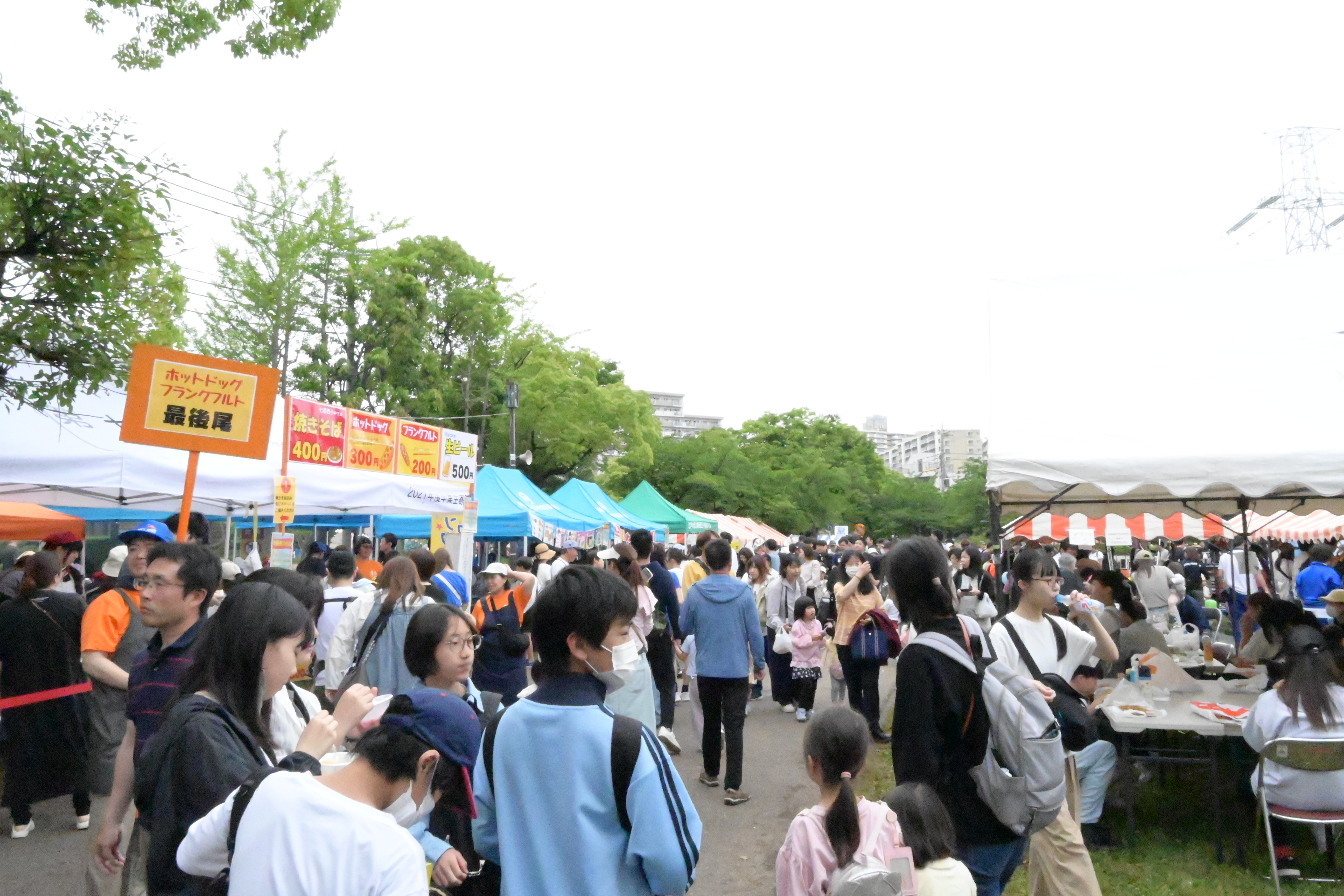 にぎわいを見せる葛西「四季の道」・新田地域ふれあいフェスティバル