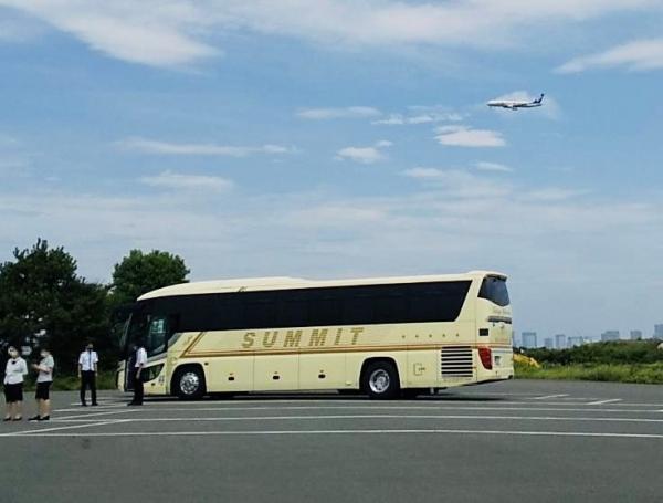 バス