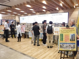 食品衛生街頭フェアの様子