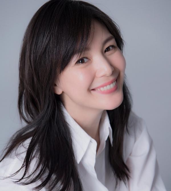 知花くらら　氏