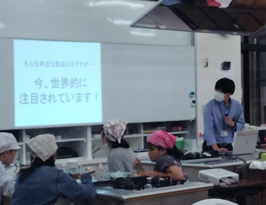 江戸川区の職員による講義