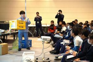 正しいごみの出し方を学ぶ出前授業