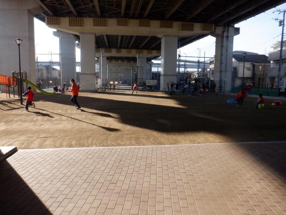 かぶとむし児童遊園