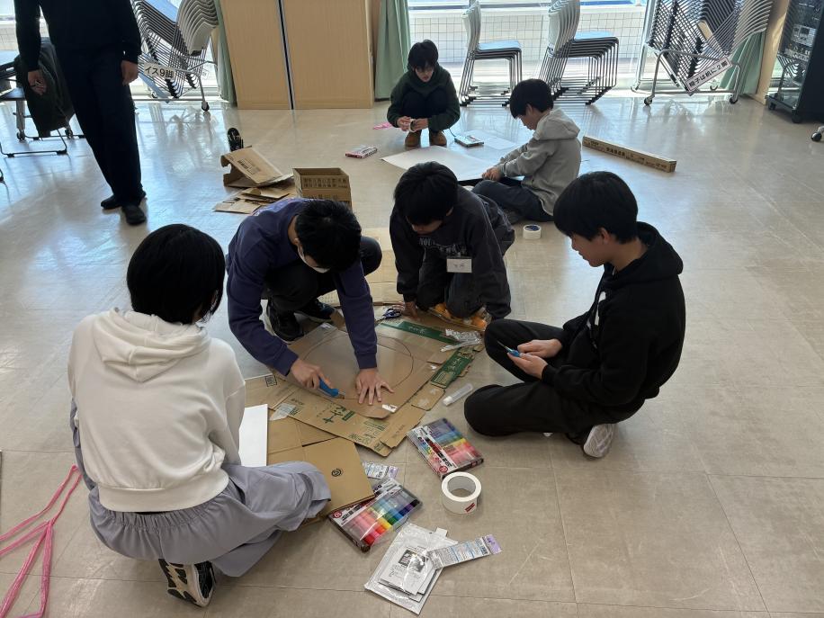 イベントの準備を行う子どもたちの様子