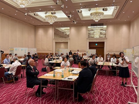 第2回持続可能な地域のあり方懇話会発表の様子