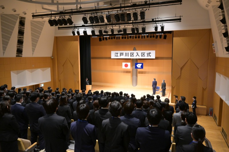 上小岩第二小学校卒業式での区長挨拶