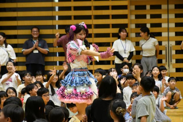 イベントに登場するしなこさん