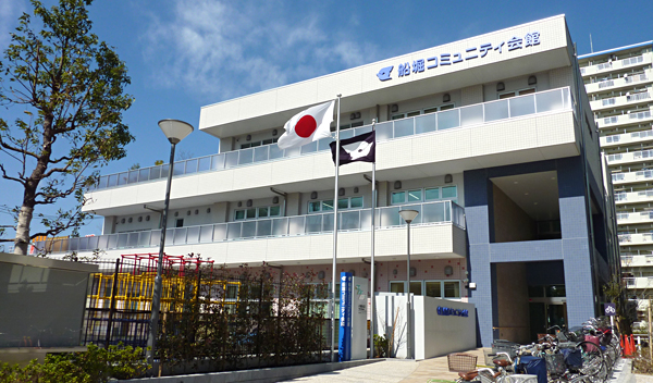 船堀コミュニティ会館の外観