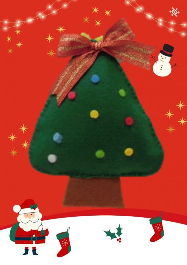 フェルトで作成したクリスマスツリー