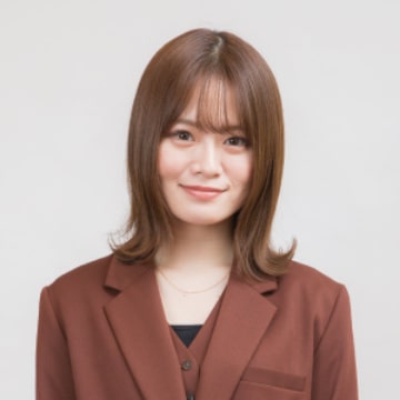 山崎 怜奈さん